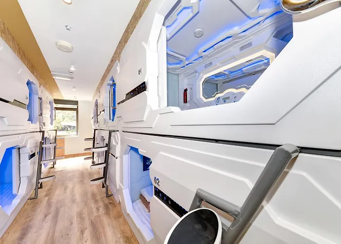 Space Q Capsule Hotel Sydney